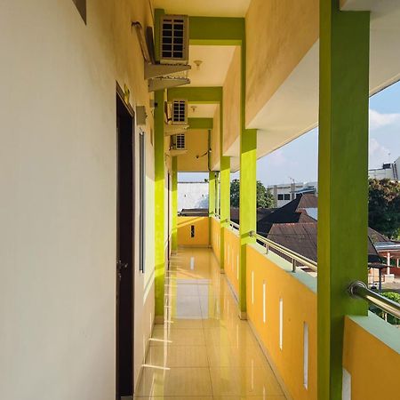 Teratai Residence Mitra Reddoorz 메단 외부 사진