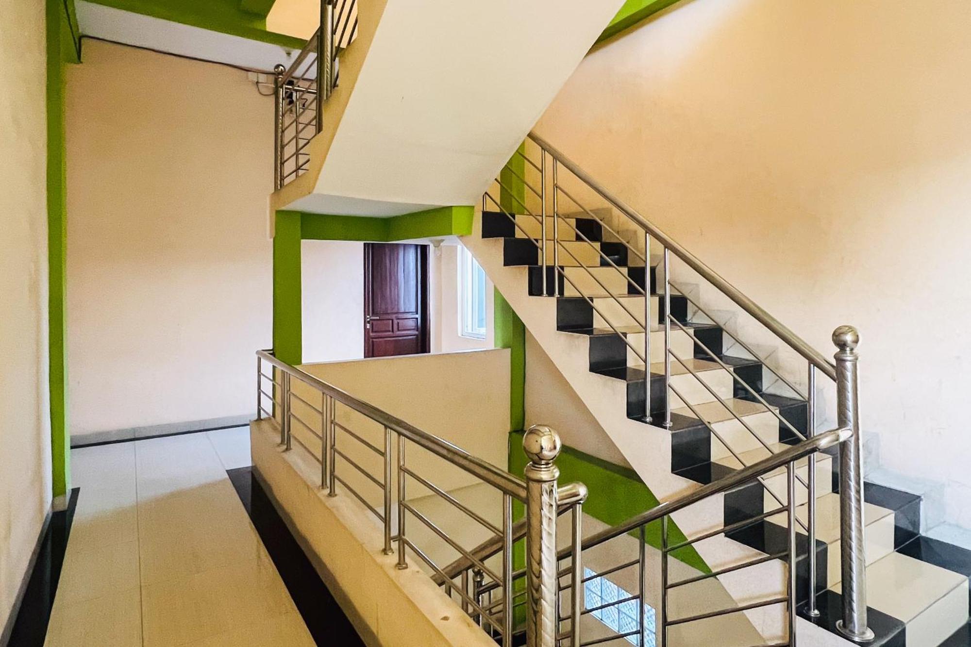 Teratai Residence Mitra Reddoorz 메단 외부 사진
