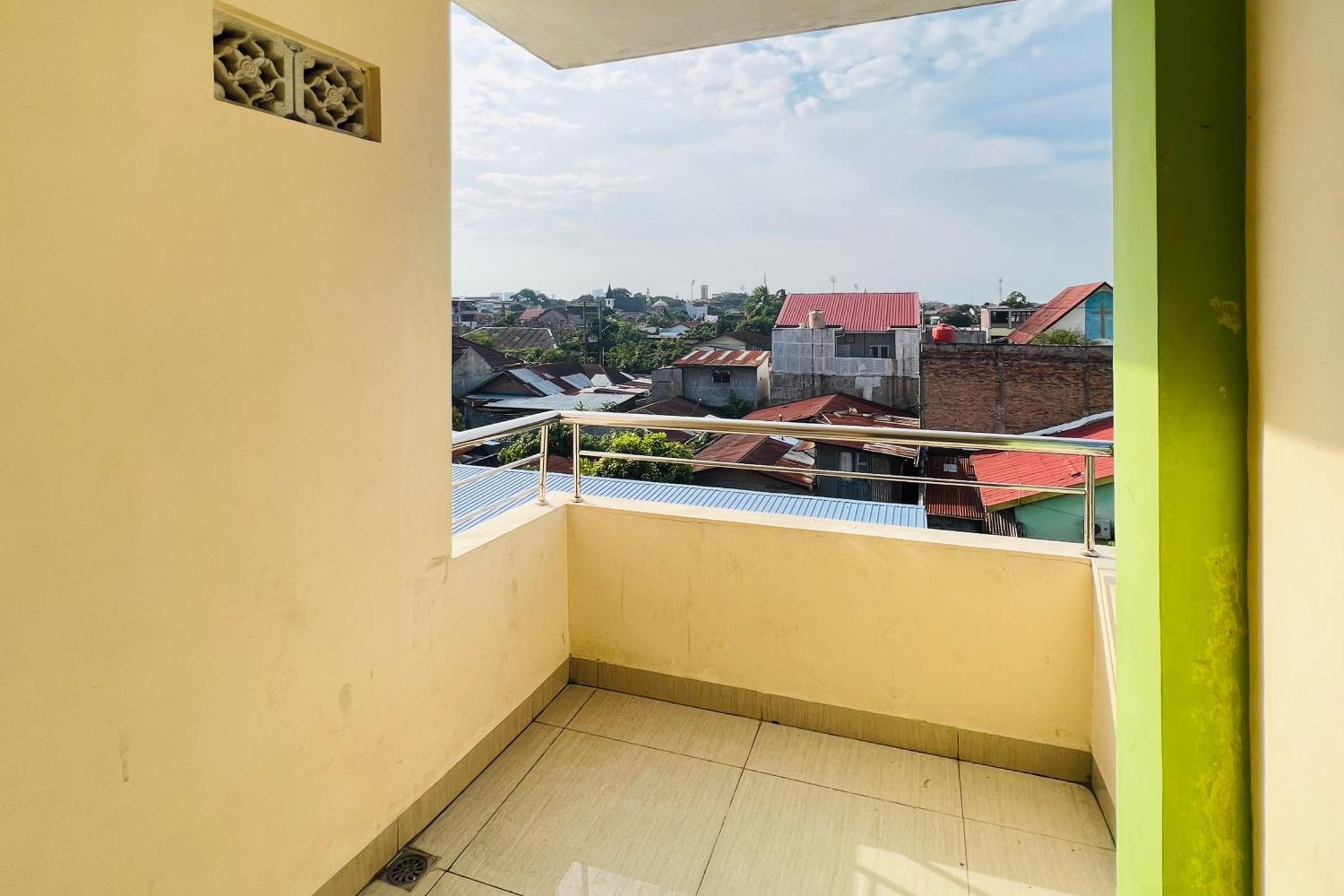 Teratai Residence Mitra Reddoorz 메단 외부 사진